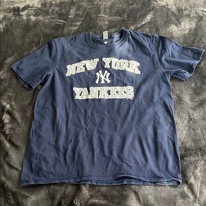 Fanatics New York Yankees Navy Crewneck Tee with White Logo Mens Large